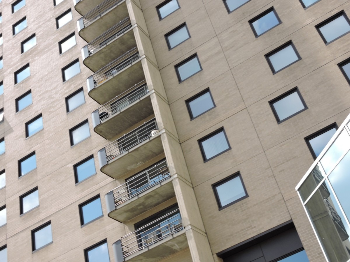 Пенсионерка продала «убитую» квартиру и требует вернуть ее после ремонта