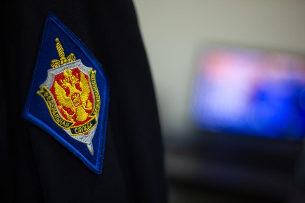 ОСН: Студент в Санкт-Петербурге попытался устроить поджог здания ФСБ